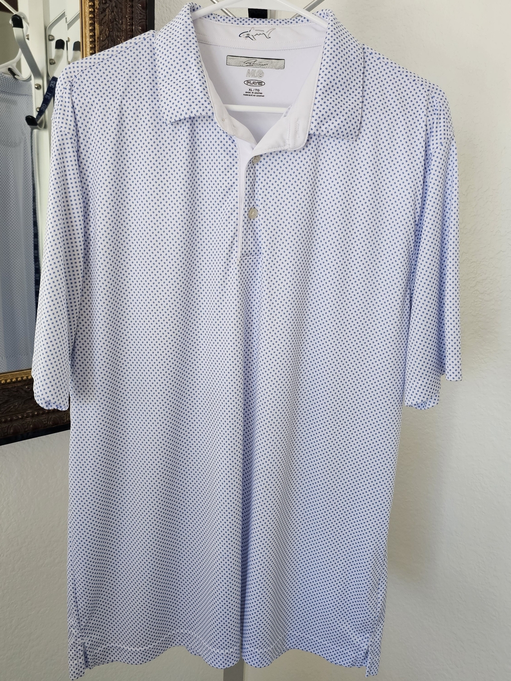 Greg Norman Collection Men’s Light Blue Microdot Polo